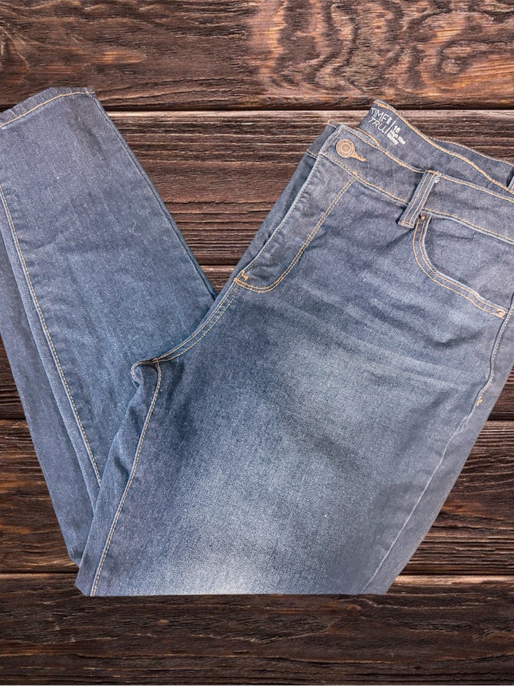 Time and Tru Women's Medium Blue Skinny Jeans